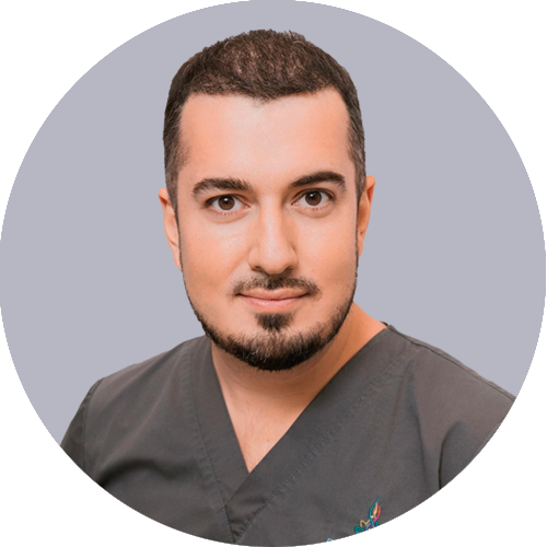 Пиямов Роман Рустамович